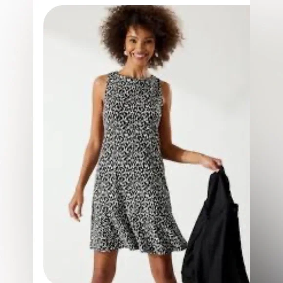 Tommy Bahama Darcy Flounce Dress - Picture 5 of 5